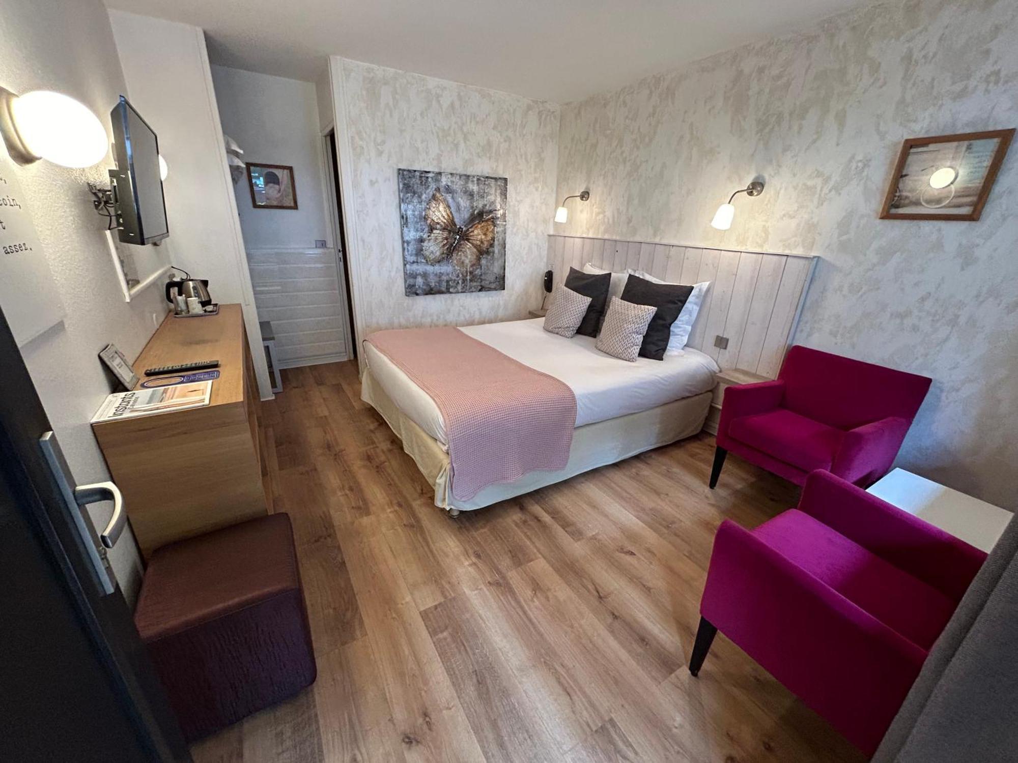 Hotel Monet La Rivière-Saint-Sauveur Εξωτερικό φωτογραφία